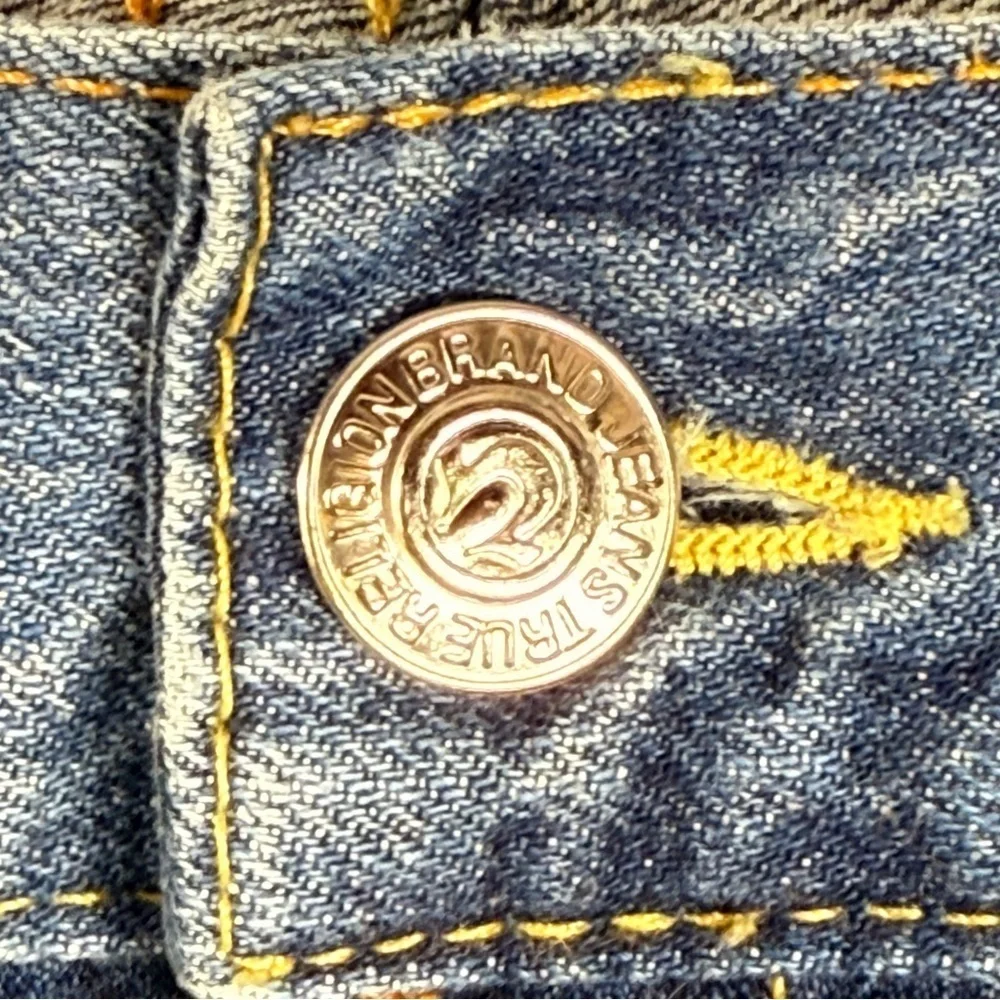 True Religion | Bobby Blue Straight Leg Jeans Slightly Distressed Style